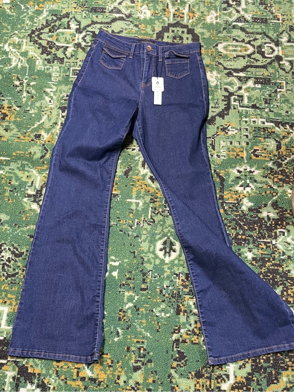 Classic Dark Blue Women's 70s style Flare Jeans SIZE 26